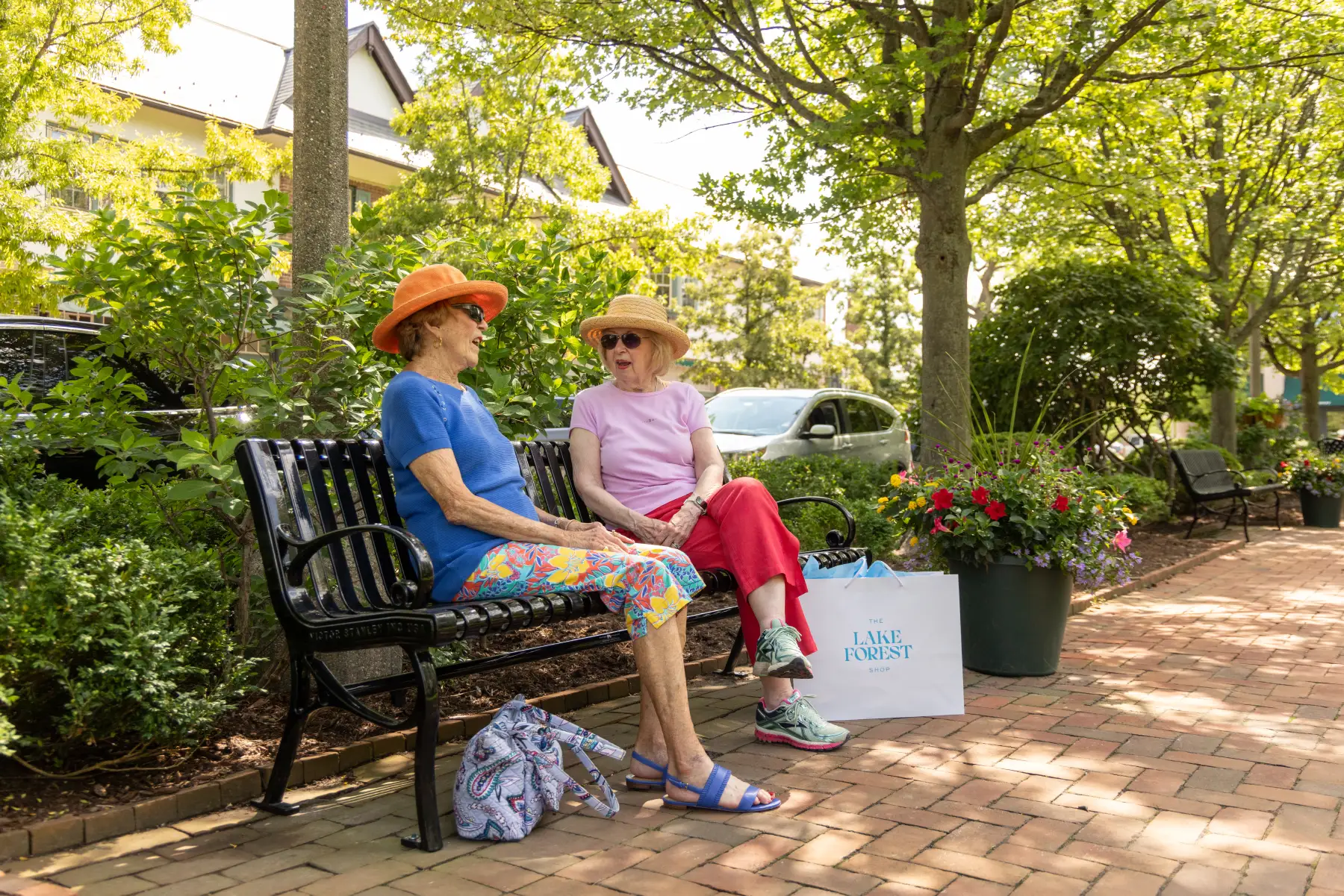 VR5_7887 Senior women shopping in Lake Forest, IL
