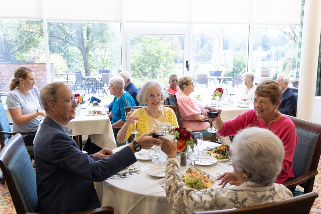 seniors at The Moorings